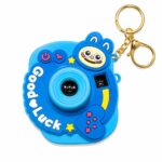 📸 Retro Camera Projector Keychain